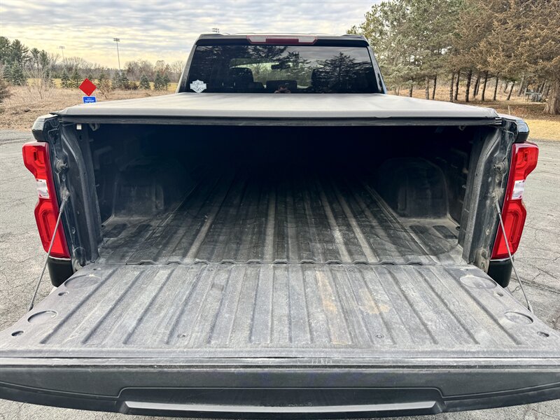 2019 Chevrolet Silverado 1500 LT Trail Boss - Photo 5 - Andover, MN 55304