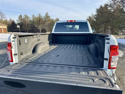 2024 RAM 3500 Tradesman   - Photo 5 - Andover, MN 55304