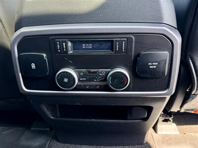 2020 Ford Expedition Platinum   - Photo 14 - Andover, MN 55304