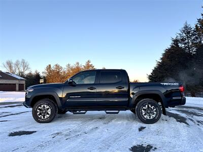 2018 Toyota Tacoma SR V6  