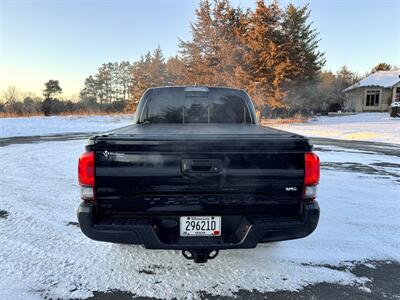 2018 Toyota Tacoma SR V6   - Photo 4 - Andover, MN 55304