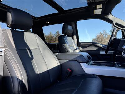 2022 Ford F-250 Super Duty Lariat   - Photo 15 - Andover, MN 55304