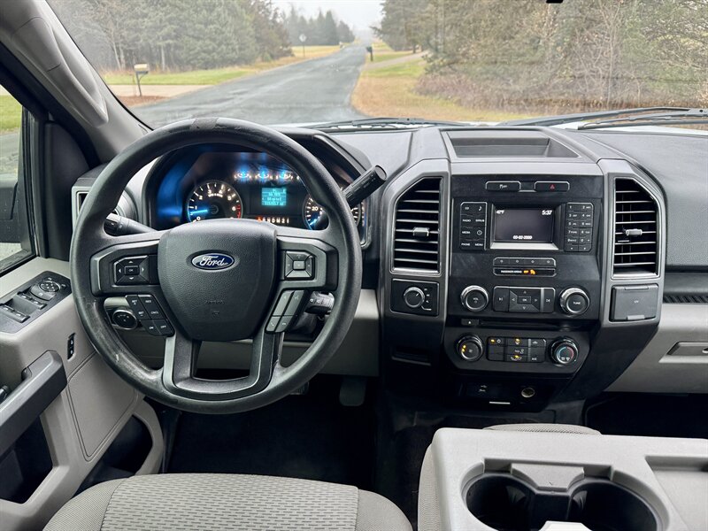 2017 Ford F-150 XLT - Photo 16 - Andover, MN 55304