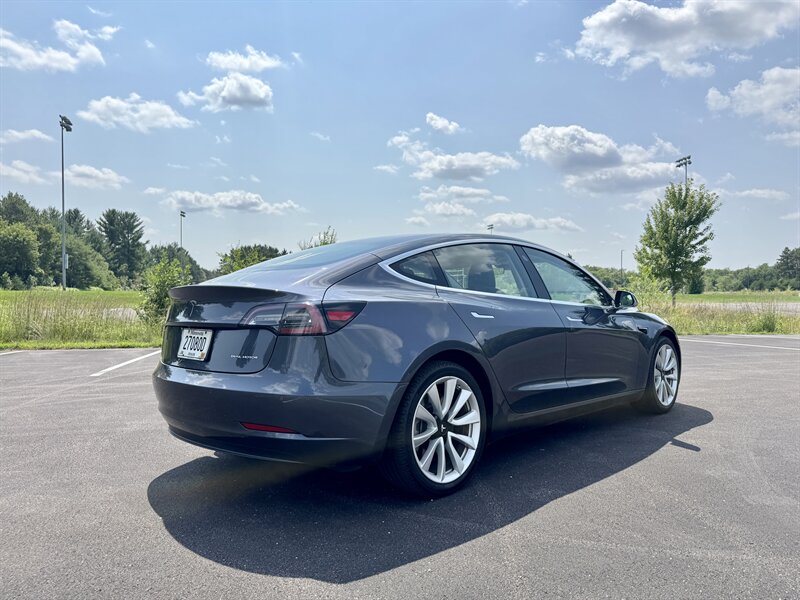 2018 Tesla Model 3 Long Range - Photo 6 - Andover, MN 55304