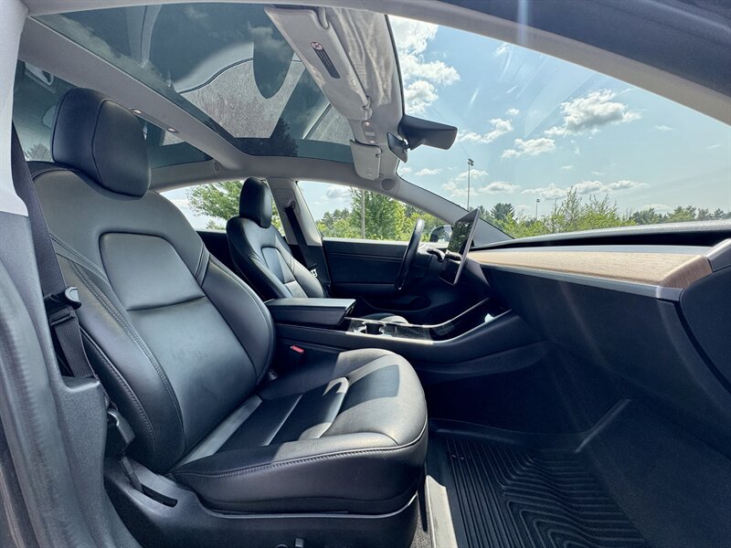 2018 Tesla Model 3 Long Range - Photo 14 - Andover, MN 55304