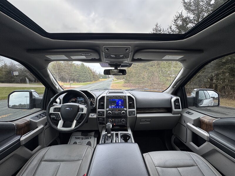 2019 Ford F-150 Lariat - Photo 19 - Andover, MN 55304