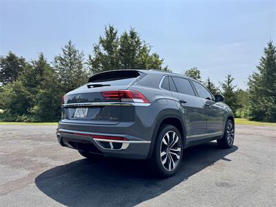 2021 Volkswagen Atlas Cross Sport V6 SEL Premium R-Line 4Motion - Photo 6 - Andover, MN 55304