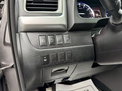 2018 Toyota Highlander XLE   - Photo 12 - Andover, MN 55304