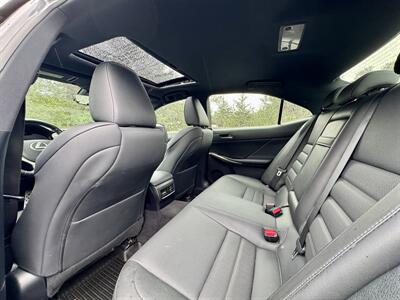 2017 Lexus IS 300  F SPORT - Photo 11 - Andover, MN 55304
