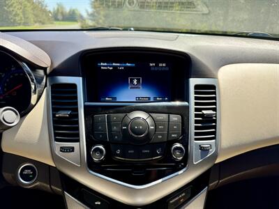 2015 Chevrolet Cruze LTZ Auto   - Photo 17 - Andover, MN 55304