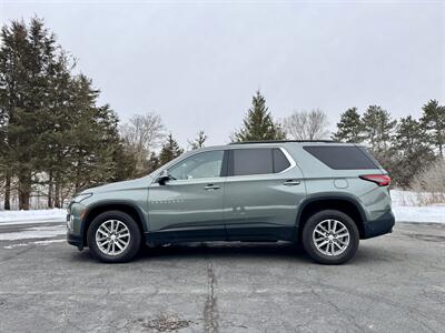 2023 Chevrolet Traverse LT Cloth   - Photo 2 - Andover, MN 55304