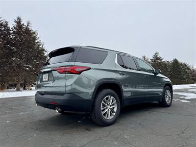2023 Chevrolet Traverse LT Cloth   - Photo 5 - Andover, MN 55304
