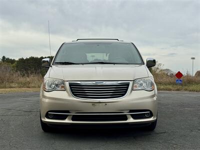 2013 Chrysler Town & Country Touring-L - Photo 7 - Andover, MN 55304