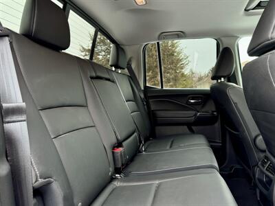 2021 Honda Ridgeline RTL-E   - Photo 15 - Andover, MN 55304