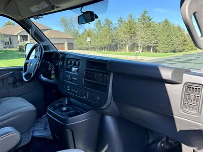 2023 Chevrolet Express 2500   - Photo 17 - Andover, MN 55304