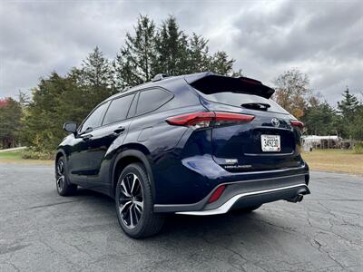 2021 Toyota Highlander XSE   - Photo 3 - Andover, MN 55304