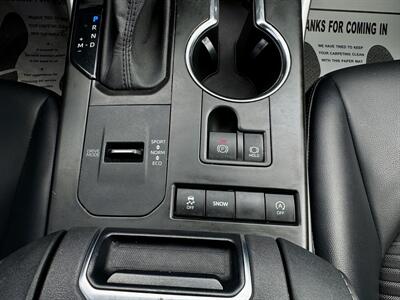 2021 Toyota Highlander XSE   - Photo 20 - Andover, MN 55304