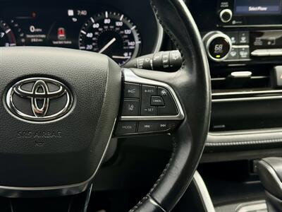 2021 Toyota Highlander XSE   - Photo 18 - Andover, MN 55304