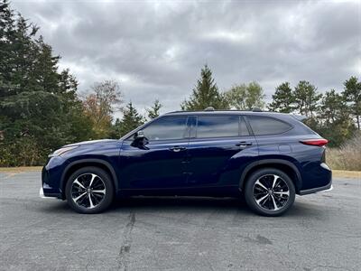 2021 Toyota Highlander XSE   - Photo 2 - Andover, MN 55304