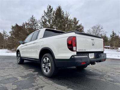 2019 Honda Ridgeline RTL-T   - Photo 3 - Andover, MN 55304