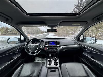 2019 Honda Ridgeline RTL-T   - Photo 18 - Andover, MN 55304