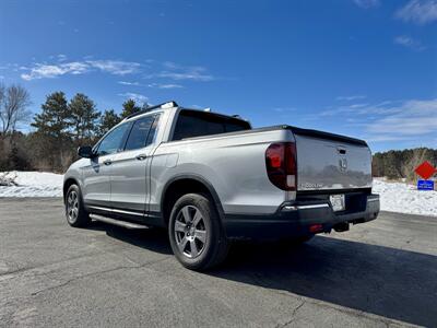 2020 Honda Ridgeline RTL-E   - Photo 3 - Andover, MN 55304