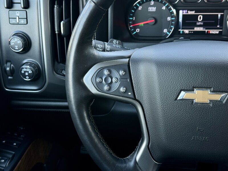2016 Chevrolet Silverado 1500 LTZ - Photo 18 - Andover, MN 55304