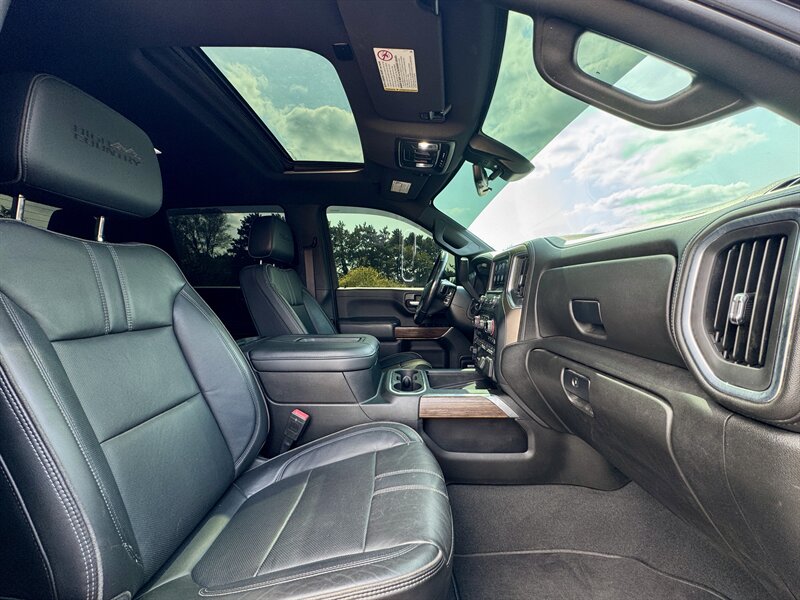 2022 Chevrolet Silverado 2500 High Country - Photo 18 - Andover, MN 55304