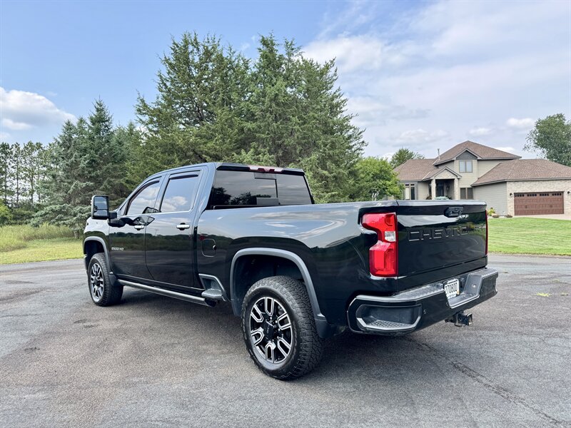 2022 Chevrolet Silverado 2500 High Country - Photo 3 - Andover, MN 55304