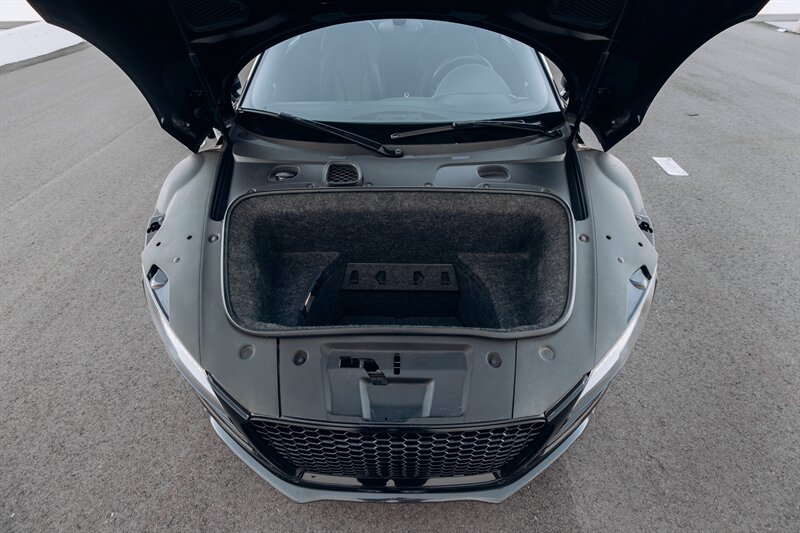 2015 Audi R8 5.2 quattro - Photo 26 - Andover, MN 55304