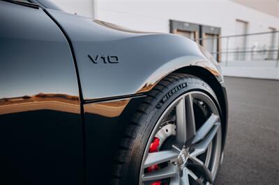 2015 Audi R8 5.2 quattro - Photo 9 - Andover, MN 55304