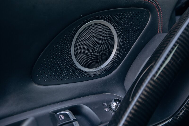 2015 Audi R8 5.2 quattro - Photo 24 - Andover, MN 55304