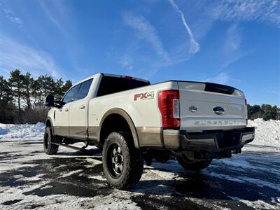 2017 Ford F-250 Super Duty King Ranch   - Photo 3 - Andover, MN 55304
