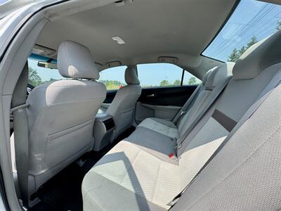 2014 Toyota Camry LE   - Photo 10 - Andover, MN 55304