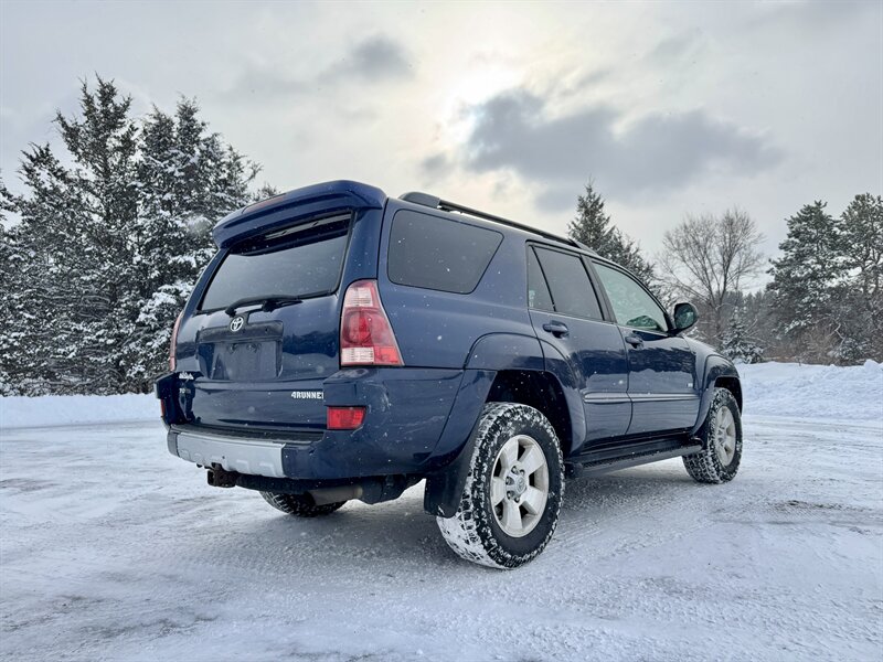 2004 Toyota 4Runner SR5 - Photo 5 - Andover, MN 55304