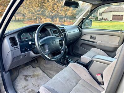 2002 Toyota 4Runner SR5   - Photo 9 - Andover, MN 55304
