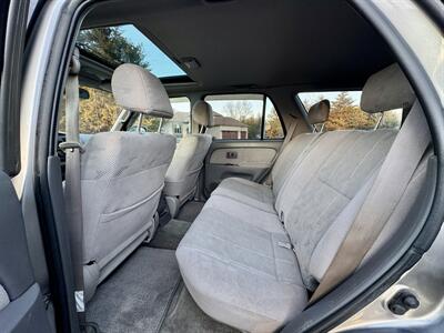2002 Toyota 4Runner SR5   - Photo 11 - Andover, MN 55304