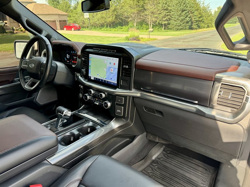 2023 Ford F-150 Lariat - Photo 17 - Andover, MN 55304