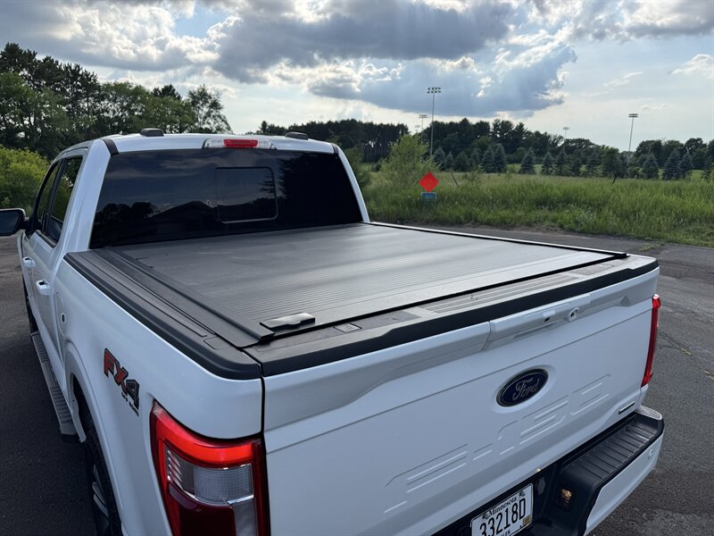 2023 Ford F-150 Lariat - Photo 4 - Andover, MN 55304