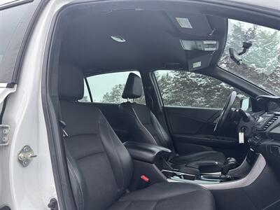 2016 Honda Accord Sport   - Photo 10 - Andover, MN 55304
