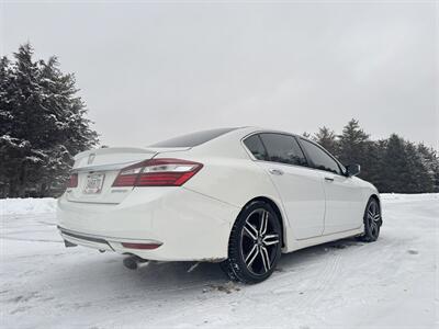 2016 Honda Accord Sport   - Photo 4 - Andover, MN 55304