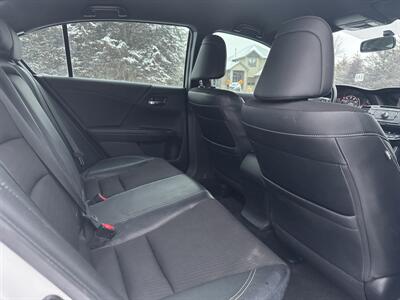 2016 Honda Accord Sport   - Photo 8 - Andover, MN 55304