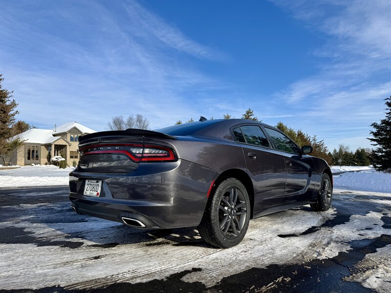 2019 Dodge Charger SXT - Photo 5 - Andover, MN 55304