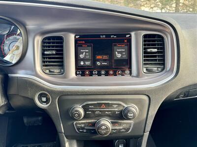 2019 Dodge Charger SXT - Photo 18 - Andover, MN 55304