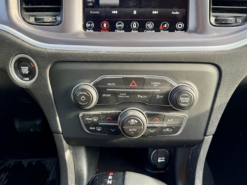 2019 Dodge Charger SXT - Photo 20 - Andover, MN 55304