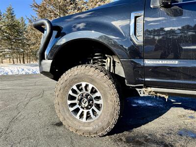 2019 Ford F-250 Super Duty Platinum  Platinum - Photo 10 - Andover, MN 55304