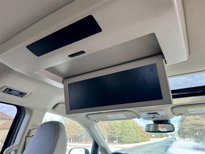 2019 Toyota Sienna XLE 7-Passenger   - Photo 13 - Andover, MN 55304