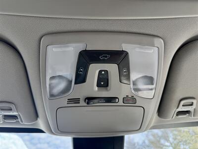 2019 Toyota Sienna XLE 7-Passenger   - Photo 22 - Andover, MN 55304