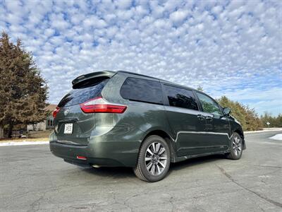 2019 Toyota Sienna XLE 7-Passenger   - Photo 5 - Andover, MN 55304