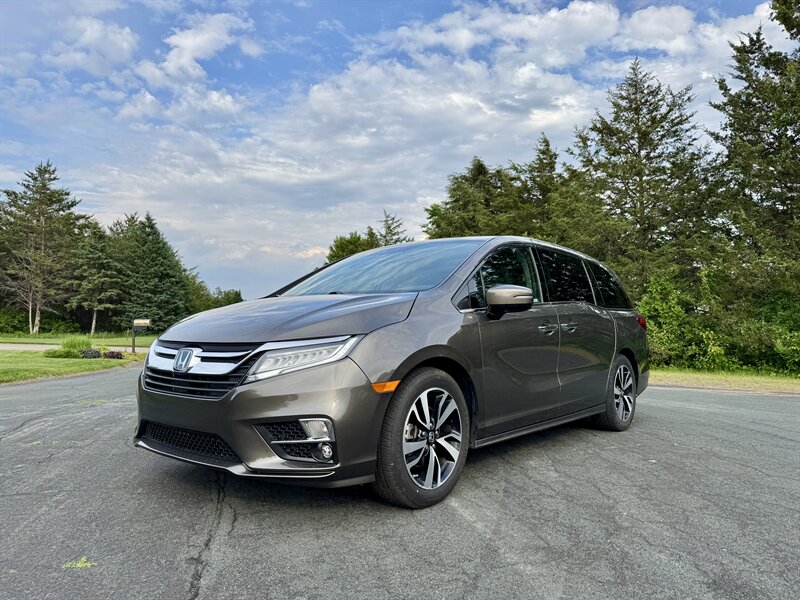 2019 Honda Odyssey Elite - Photo 1 - Andover, MN 55304